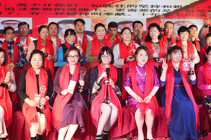 優(yōu)秀團(tuán)隊(duì)展示